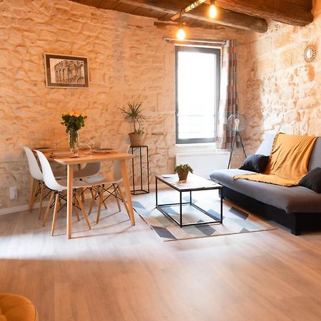 Immeuble 3 Apparts Centre Historique St Gilles Maisoncarreeconciergerie Saint-Gilles (Gard) Exterior foto