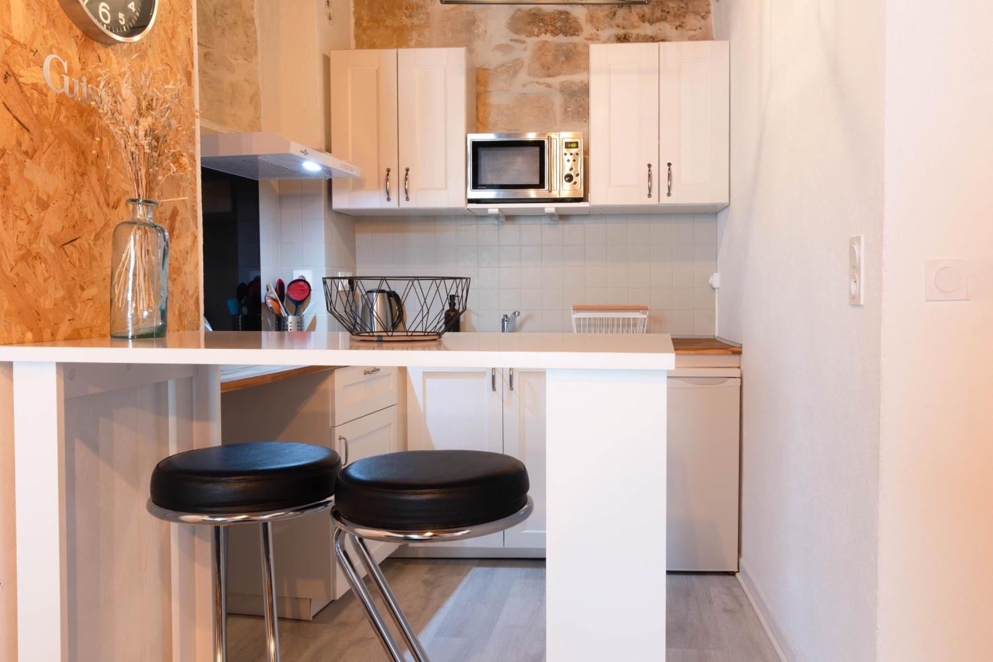 Immeuble 3 Apparts Centre Historique St Gilles Maisoncarreeconciergerie Saint-Gilles (Gard) Exterior foto